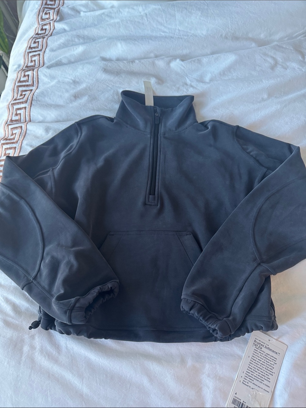 Lululemon sweatshirt